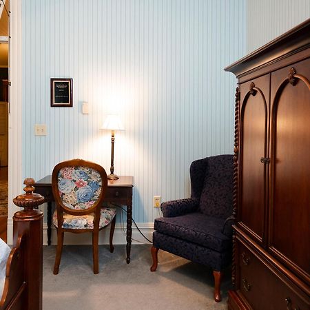Captain Henderson House Arkadelphia Quarto foto