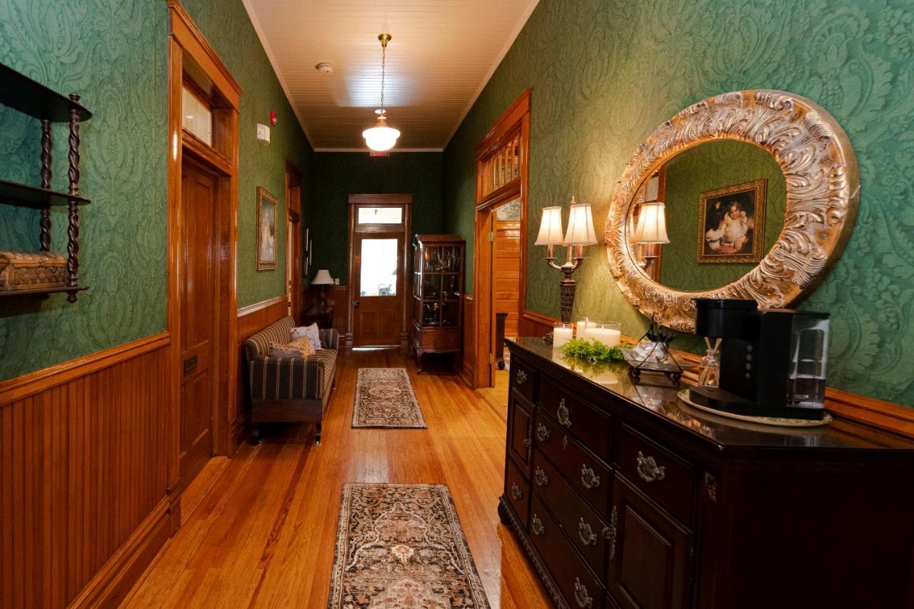 Captain Henderson House Arkadelphia Exterior foto
