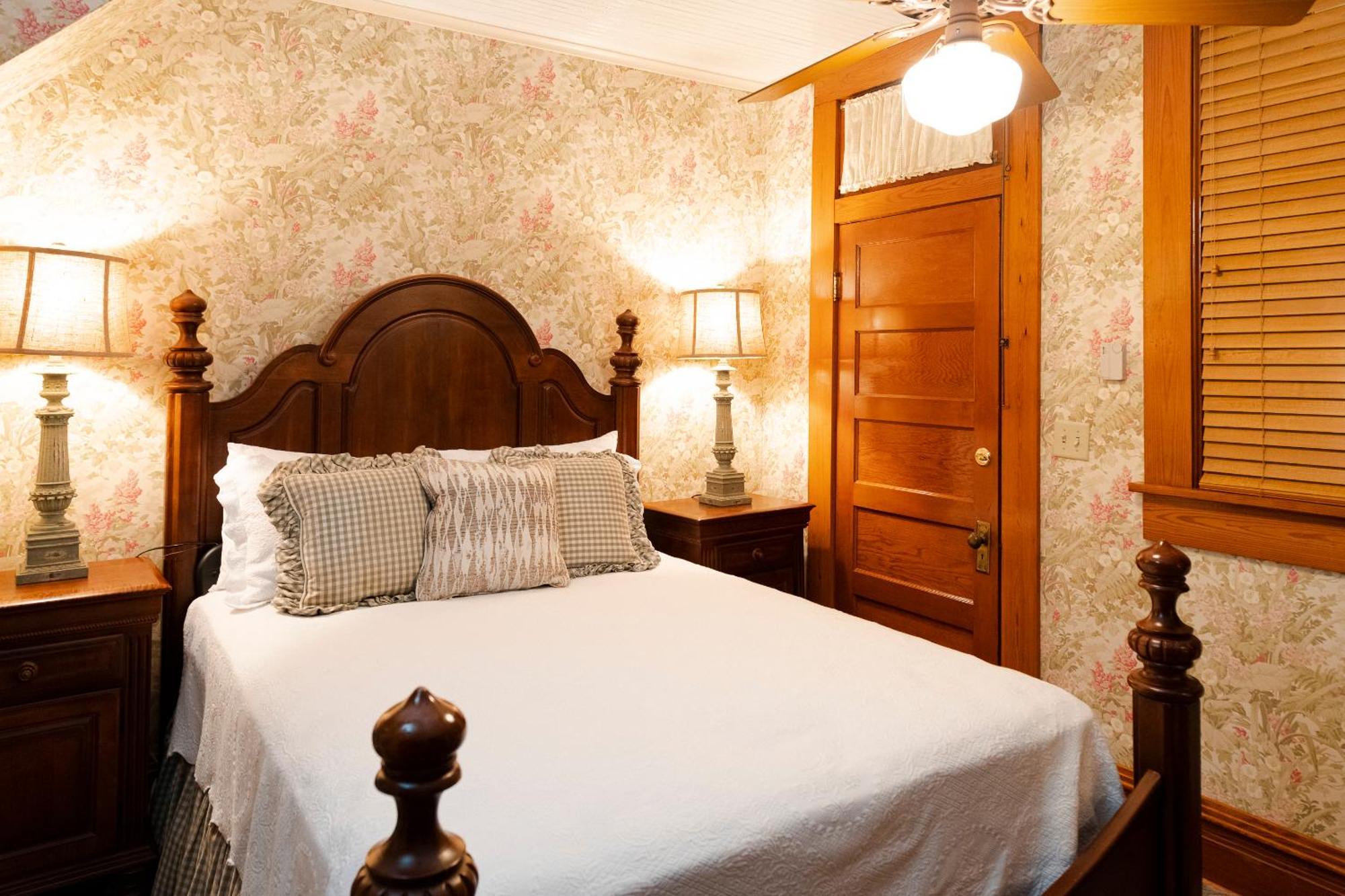 Captain Henderson House Arkadelphia Quarto foto